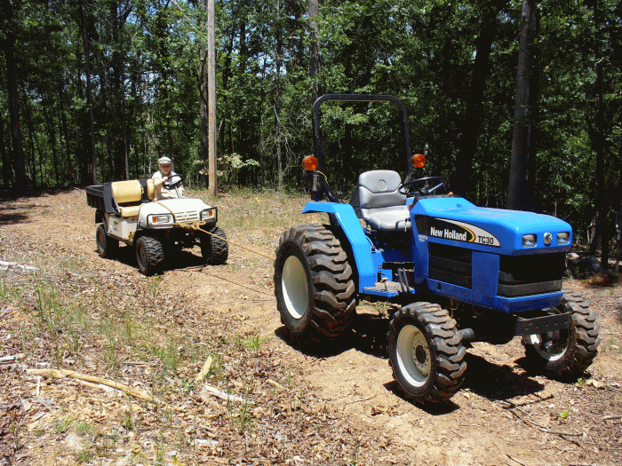 tractor1_zpsdqml1irq.gif