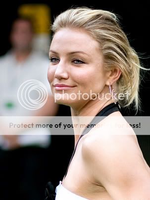 sexy poker hostess | sexy poker players | poker models | hottest poker babes | Cameron Diaz